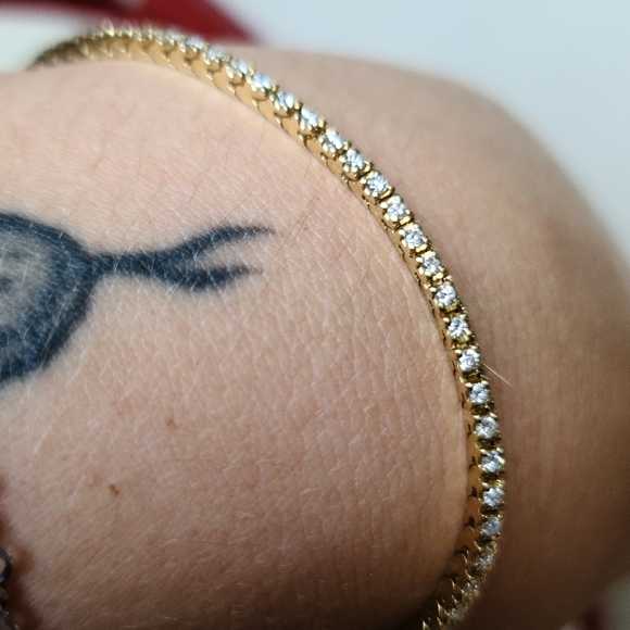 14k Gold Diamond Bracelet - Picture 5 of 13